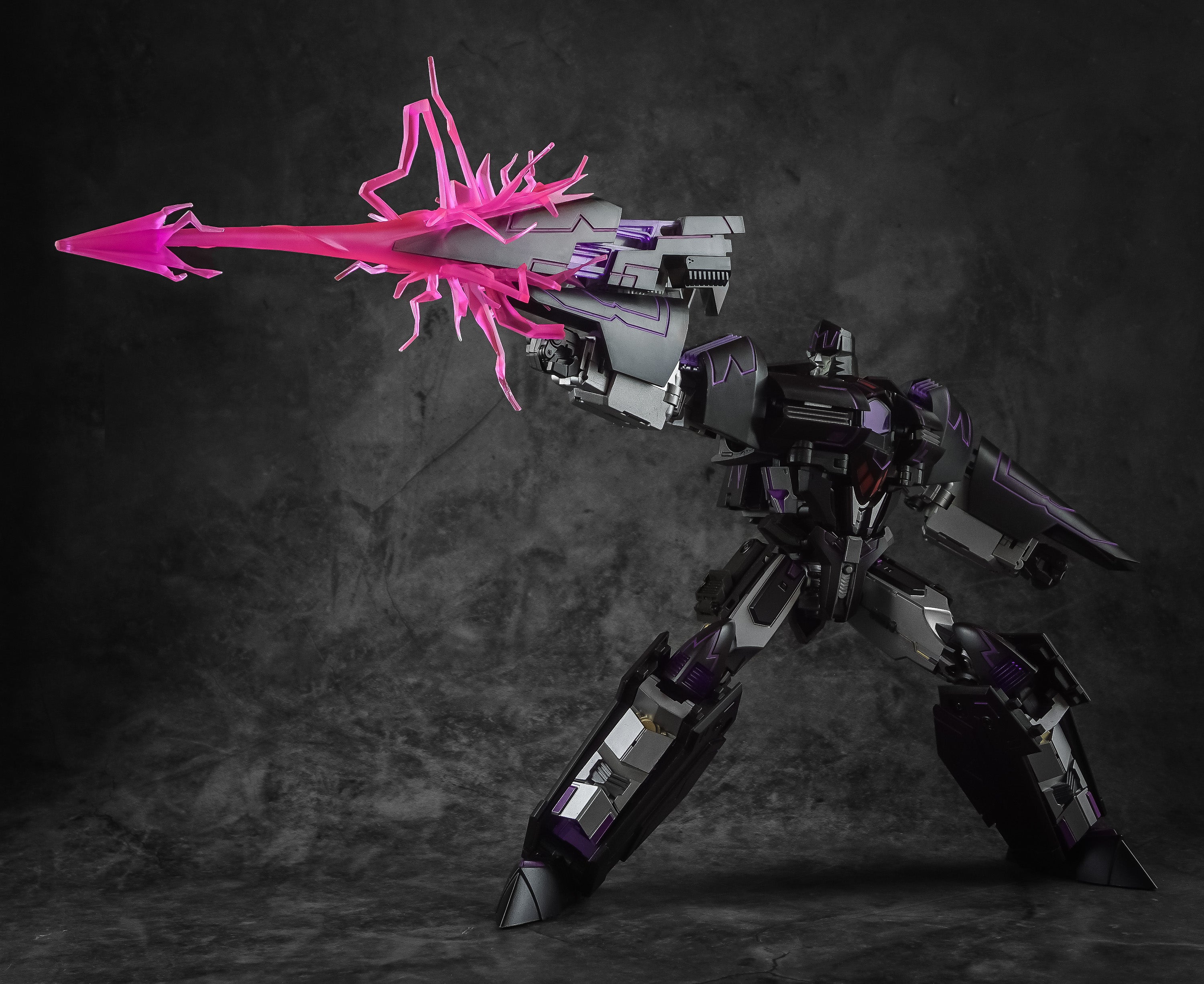 Transformation Decepticons Generation GT-02 Tyrant Figure Megatron Figure