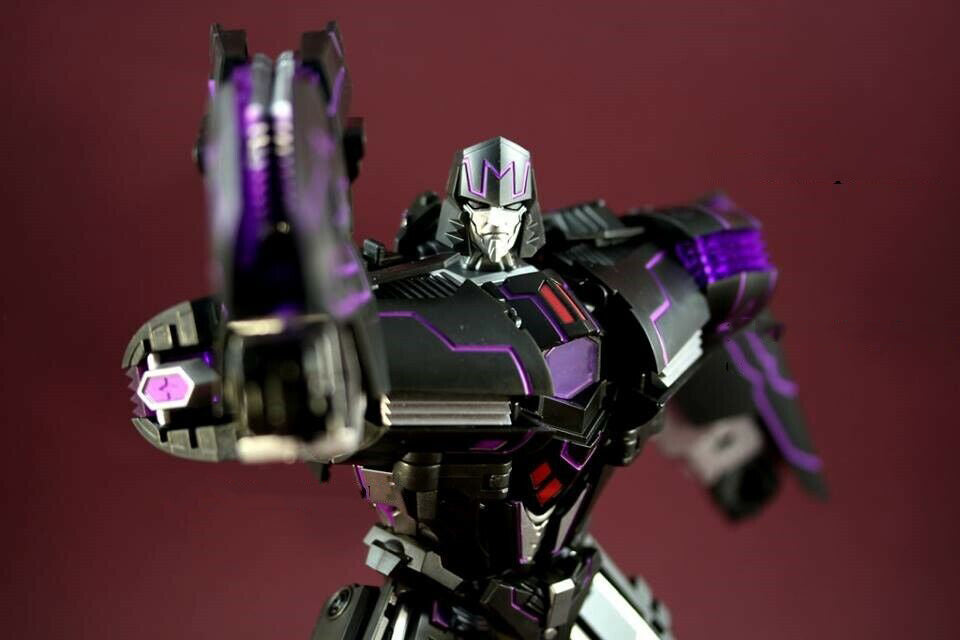 Transformation Decepticons Generation GT-02 Tyrant Figure Megatron Figure