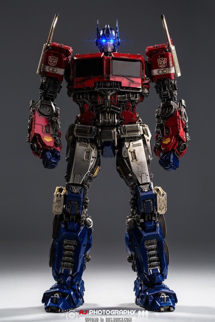 HASBRO X ThreeA Toys Transformers Bumblebee Optimus Prime DLX scale 11.2" Figure